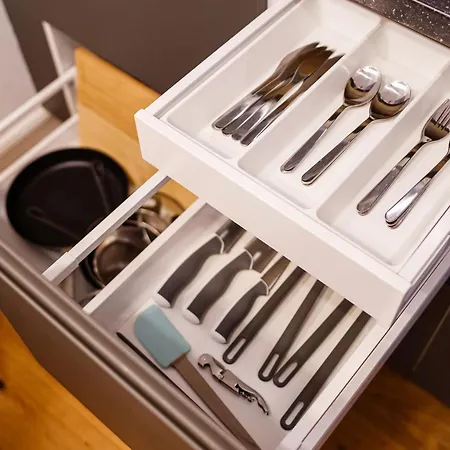 The Chic One, Unirii Square View Apartment *