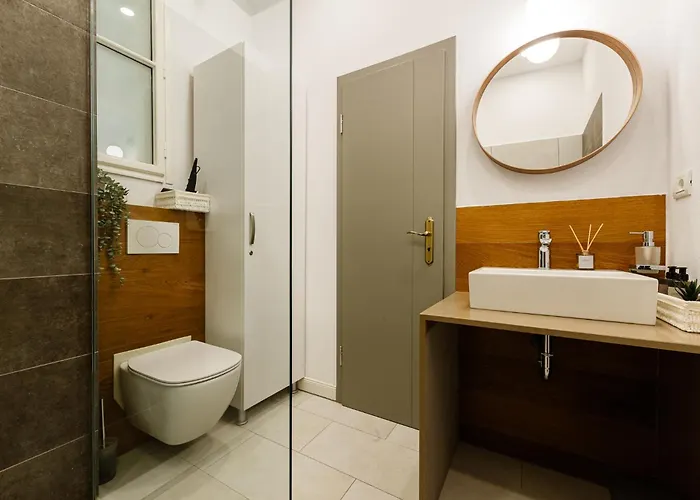 The Chic One, Unirii Square View * Timisoara